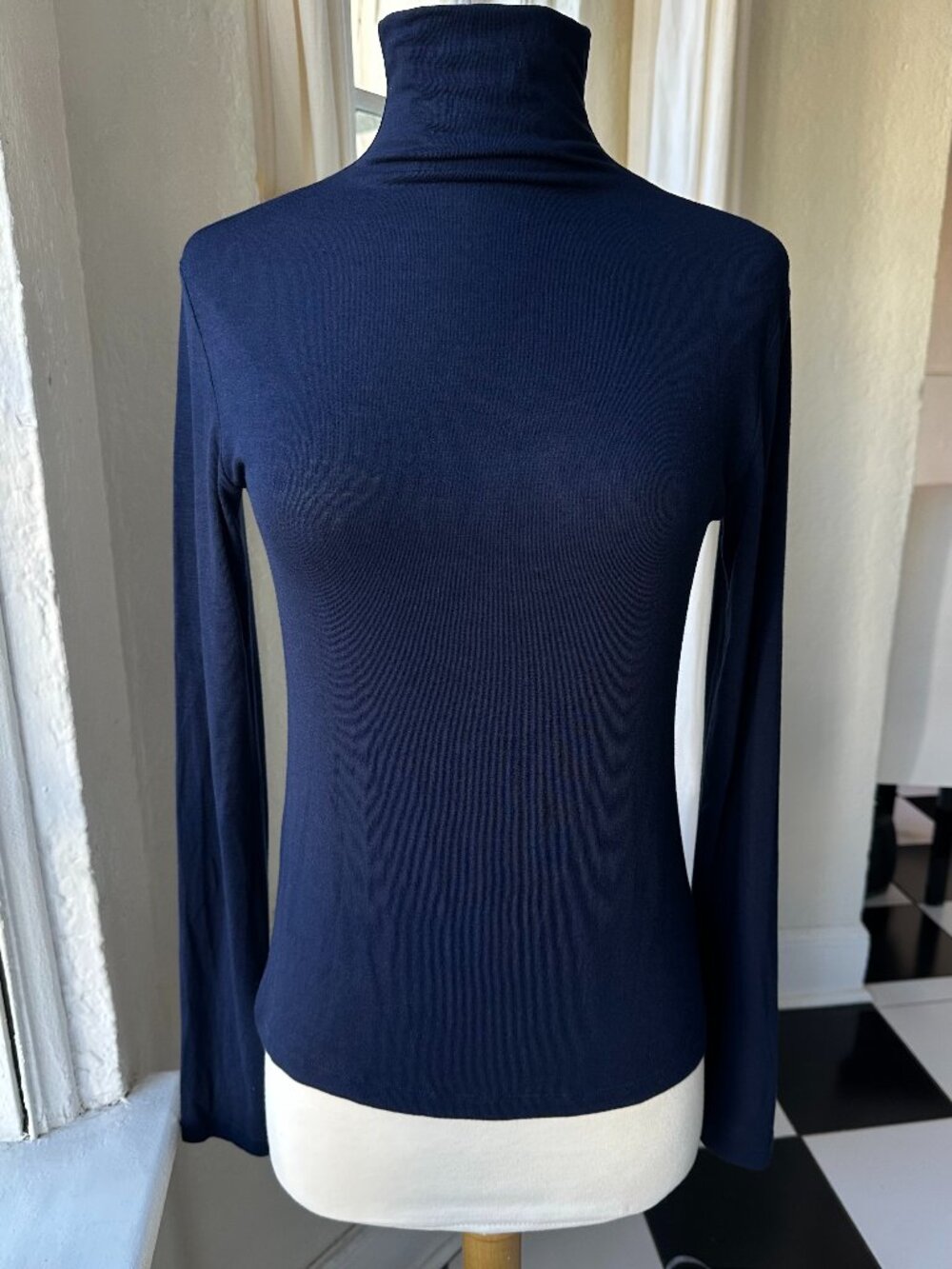 UNIQLO HEATTECH Extra Warm Cashmere Blend Turtleneck Navy Size S